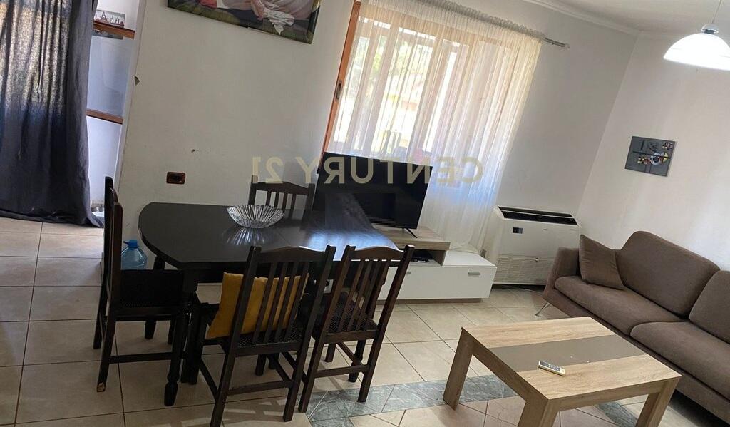 Apartament për shitje 1+1 në Ali Dem, Pranë Burgut të Grave