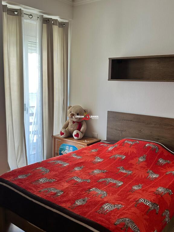 Appartamento 2+1 con parcheggio in affitto, Liqeni i Thate (ID 42215290)