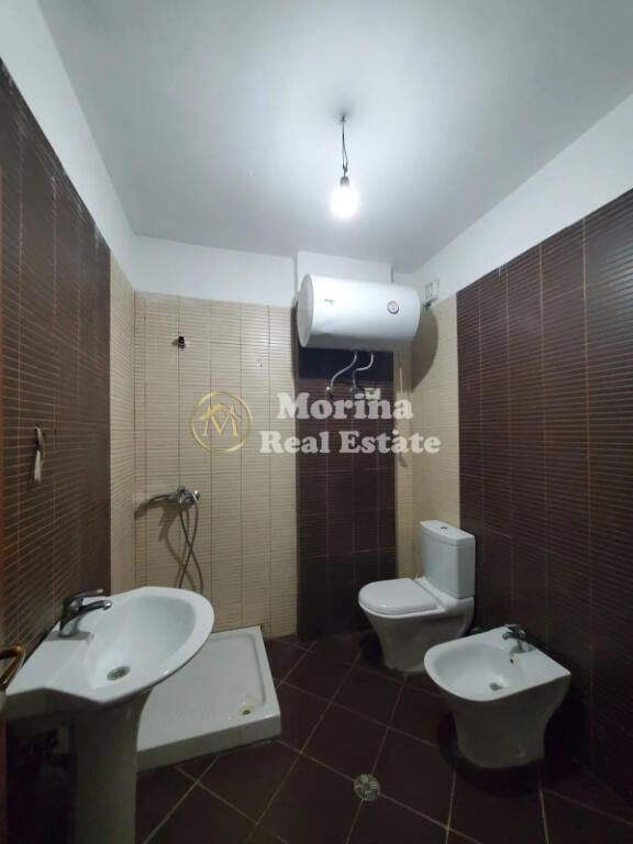 Qera! Apartament 2+1, Fresku.