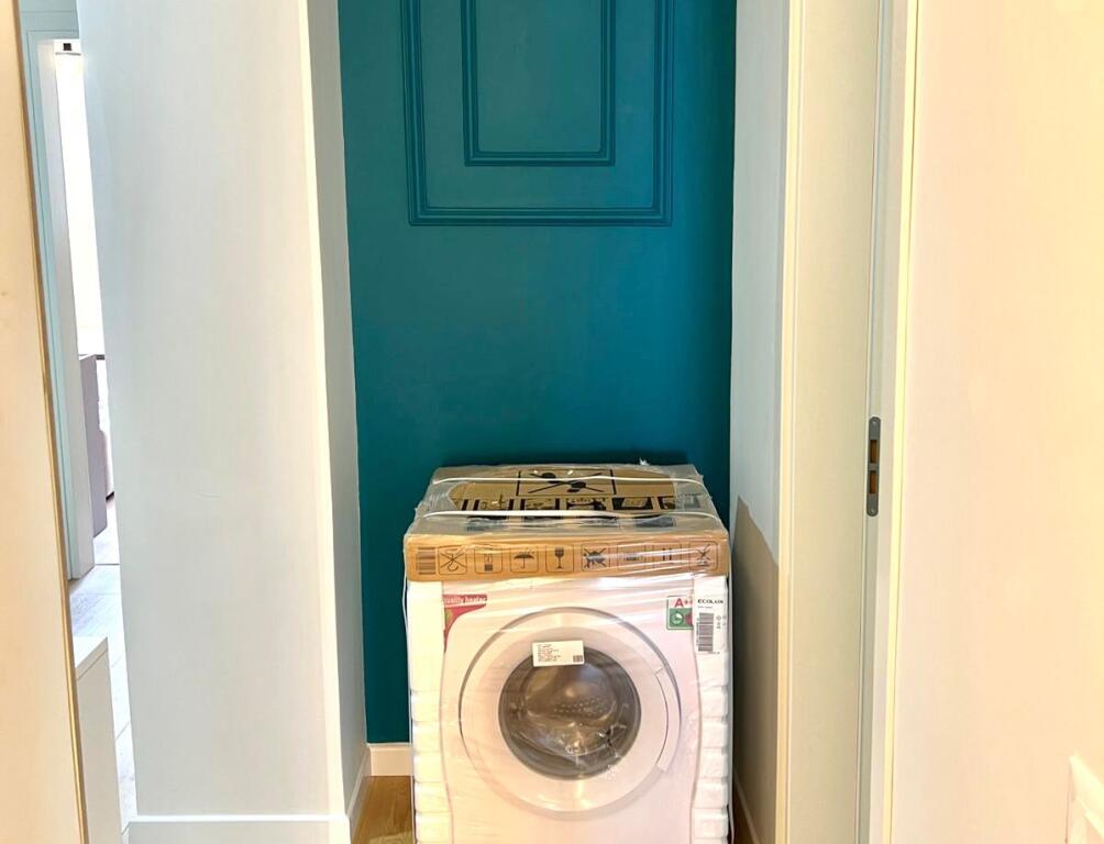 Apartament Modern Golem/ Kompleksi Freskia 2+1+2Wc 100 m larg detit