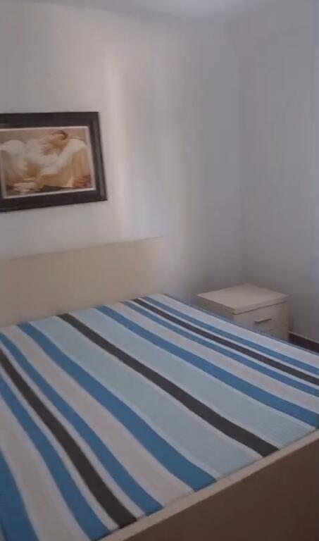 Jepet apartament 1+1 ne kate vile.