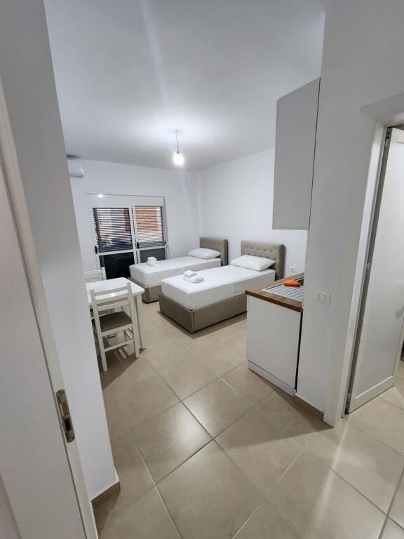 IN VENDITA VILLA A 3 PIANI IN SPIAGGIA