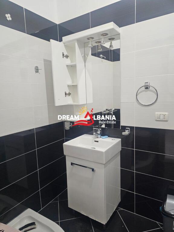 Apartament 2+1 me 2 tualete me qera ne Fresk, prane Restorant MURAGA ne Tirane (ID 42215304)