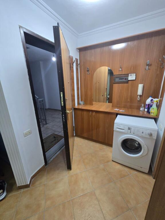 Apartamenti 2+1 për qira, Rruga 5 Maj, pranë Concord Center