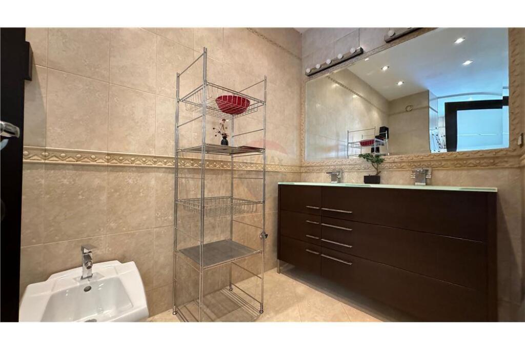 Apartament 2+1 për qira tek Komuna e Parisit!