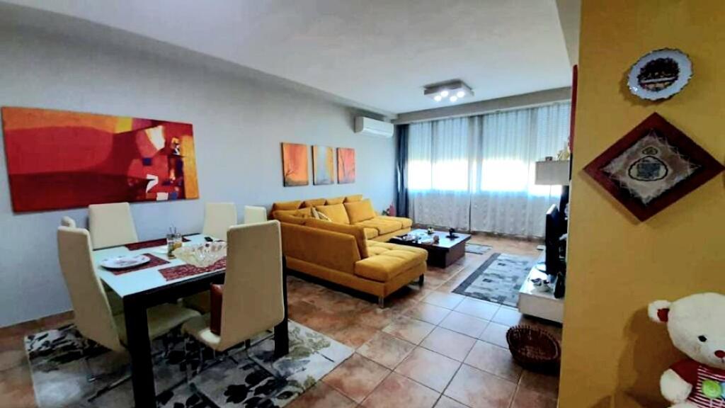SHITET APARTAMENT 3+1 RR.DIBRES