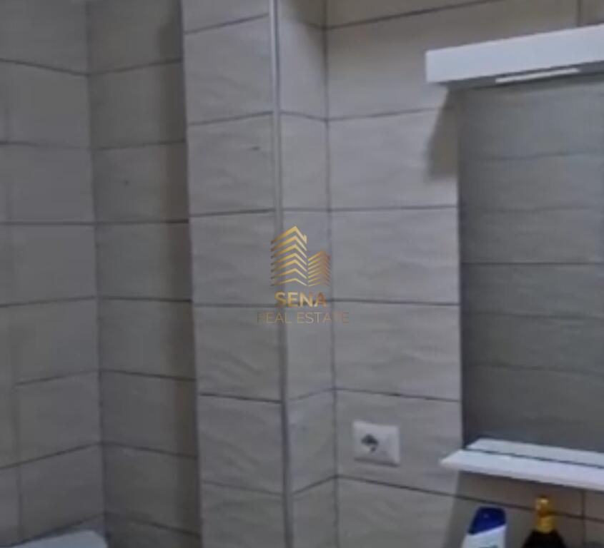 Affitto, Appartamento 1+1+Veranda, Via delle Barricate