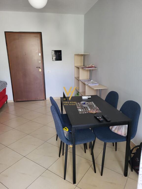 APARTAMENT 2+1+2 ME QERA TE KOPSHTI BOTANIK