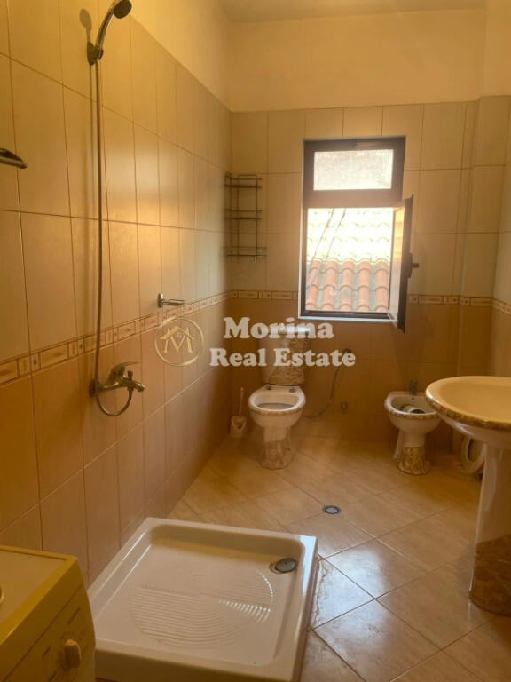Qera, Apartament 2+1, 5 Maji, 360 Euro/Muaj