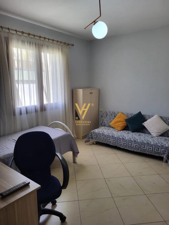 APARTAMENT 2+1+2 ME QERA TE KOPSHTI BOTANIK