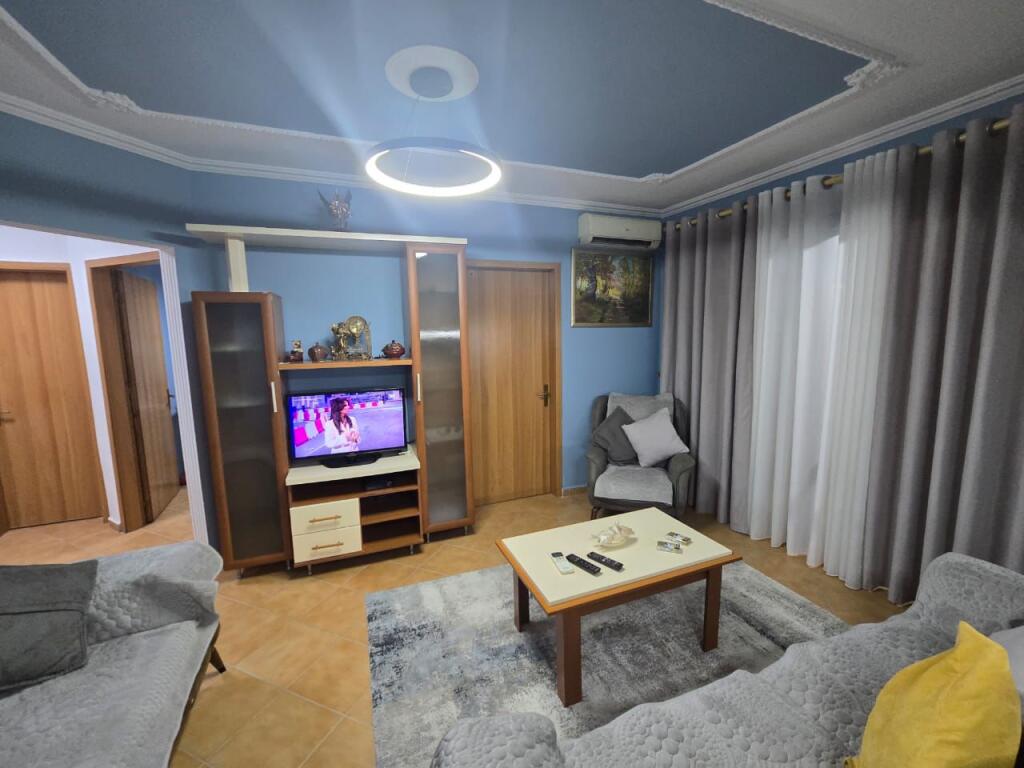 Apartamenti 2+1 për qira, Rruga 5 Maj, pranë Concord Center