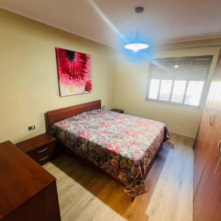 Apartament 2+1 pranë Rrugës së Kosovareve