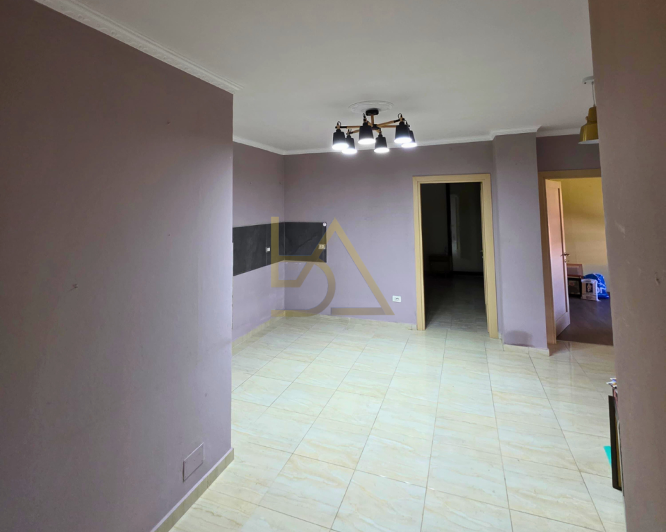 Shitet Apartament 3+1+2 + Depo 📍 Kopshti Botanik – pranë Xhamisë