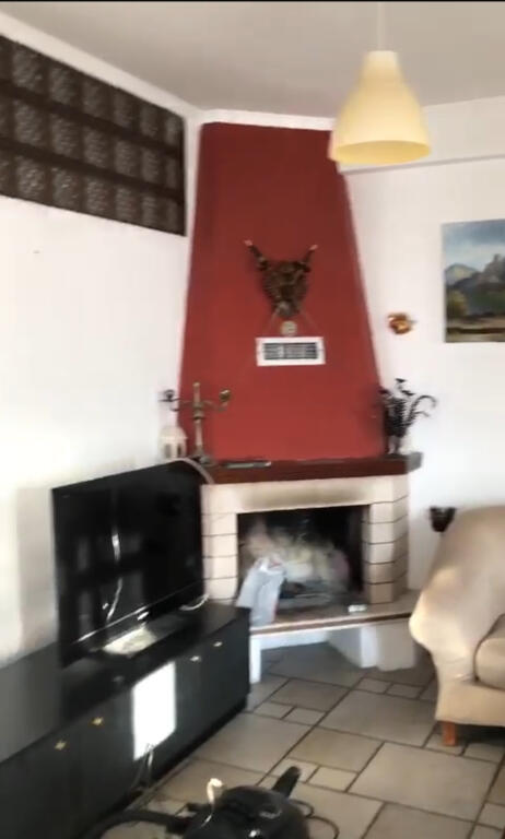 Jepet apartment 1+1 me qera prane Spitalit Nene Tereza.
