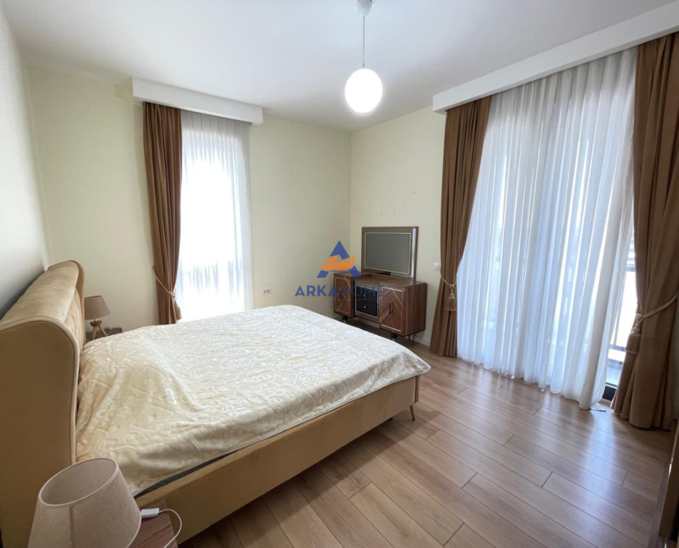 APARTAMENT 2+1 ME QERA TE UZINA DINAMO