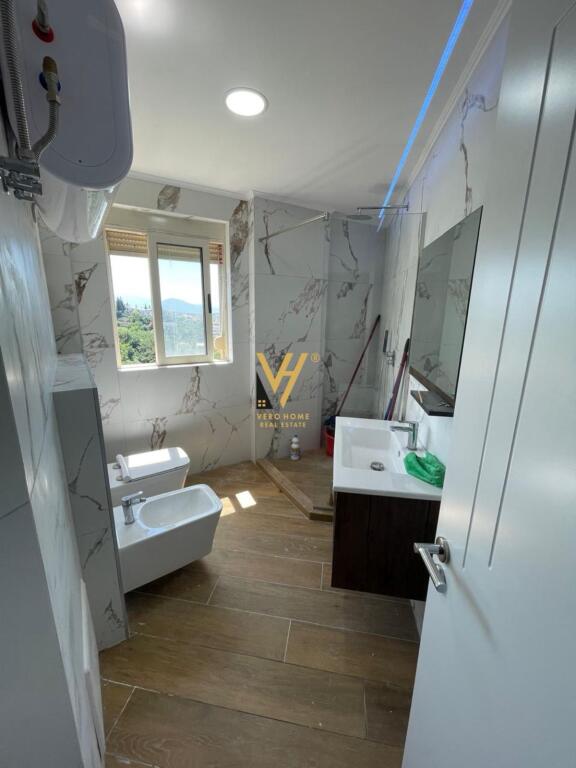 SHITET APARTAMENT 2+1 NE FRESK, RRUGA BAFTJAR LICI