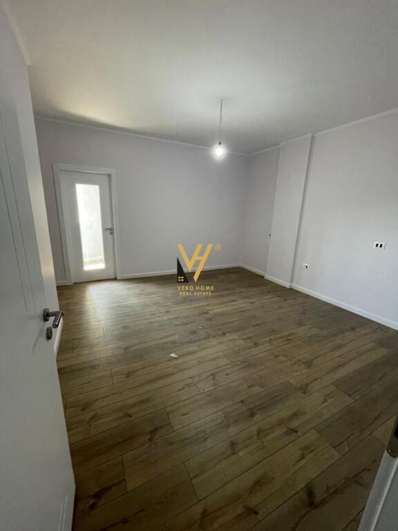 SHITET APARTAMENT 2+1 NE FRESK, RRUGA BAFTJAR LICI