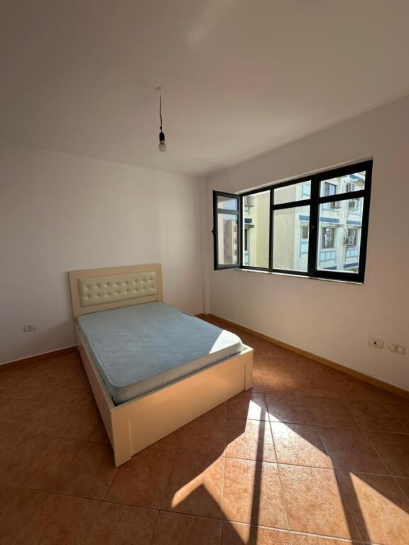 APARTAMENT ME QERA 2+1