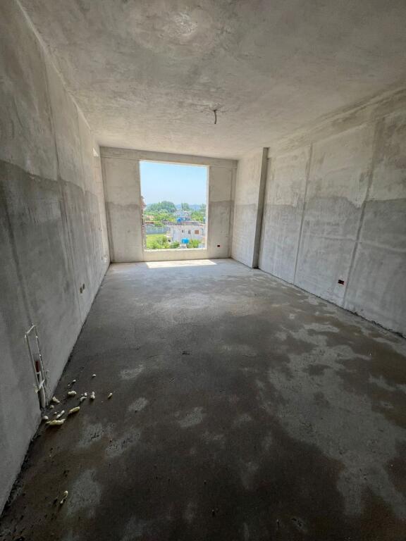 Apartament për shitje 2+1