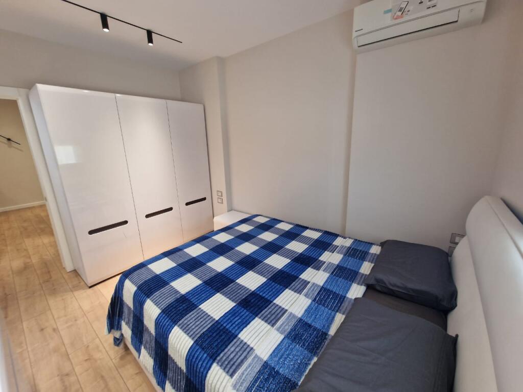 Appartamento lussuoso 1+1 in affitto vicino a Via Elbasan!
