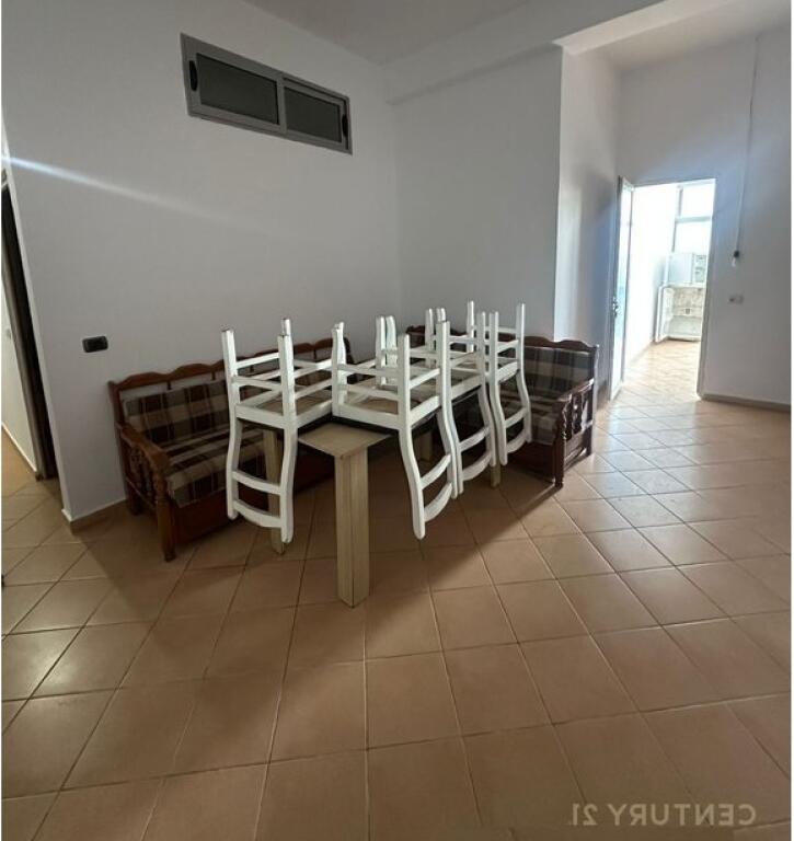 Apartament 2+1 Me Qira tek Kthesa e Kamzes