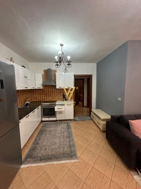 APPARTAMENTO 2+1+2 IN AFFITTO A KOMUNA E PARISIT