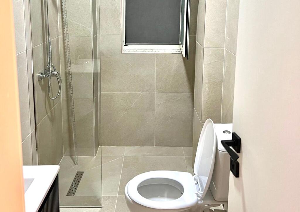 Apartament Modern Golem/ Kompleksi Freskia 2+1+2Wc 100 m larg detit