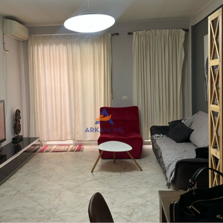 APPARTAMENTO 1+1+BALCONE IN AFFITTO A QESARAKU