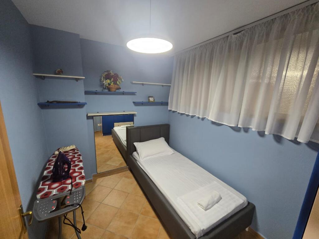 Apartamenti 2+1 për qira, Rruga 5 Maj, pranë Concord Center