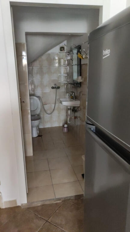 Qera, Shtëpi private 1+1, Stacioni i Trenit