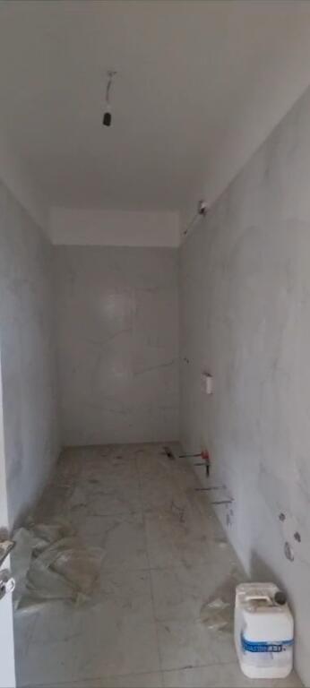 Shitet apartament 2+1+2 tualete te Bulevardi i Ri, Kompleksi "Bermon".