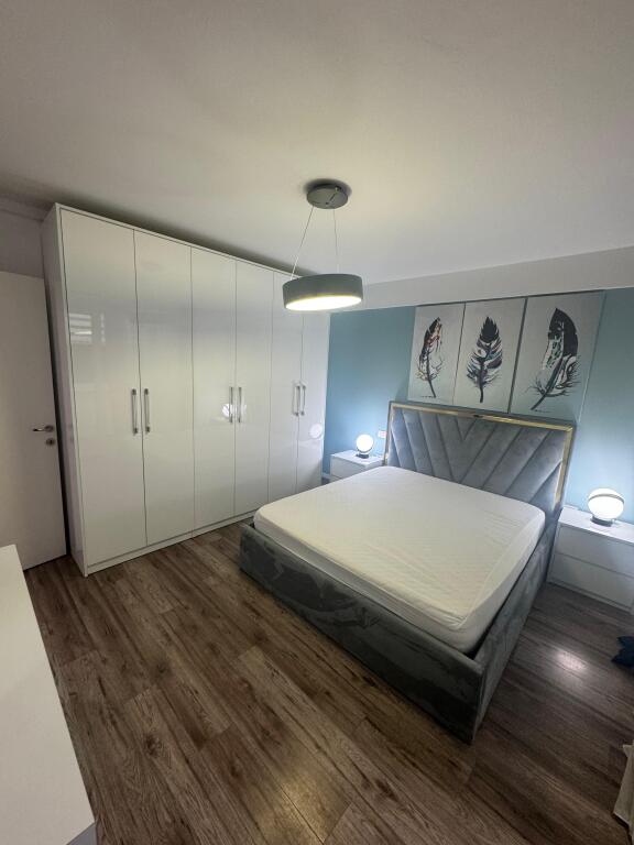 Shitet apartament 1+1 ne Bllok prane LSI