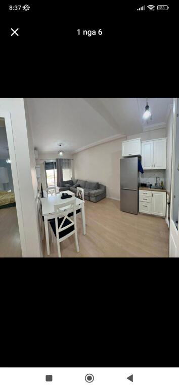 Apartament 1+1 për qera tek kompleksi pran 21 dhjetorit.