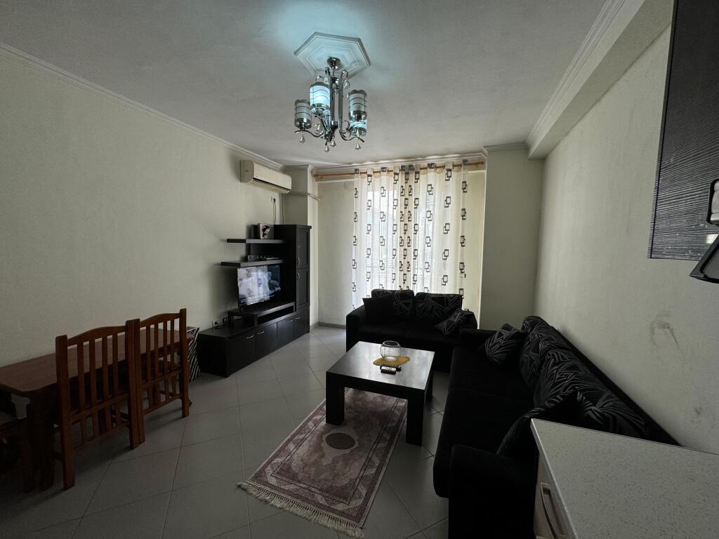 Qera, apartament 2+1, Yzberisht