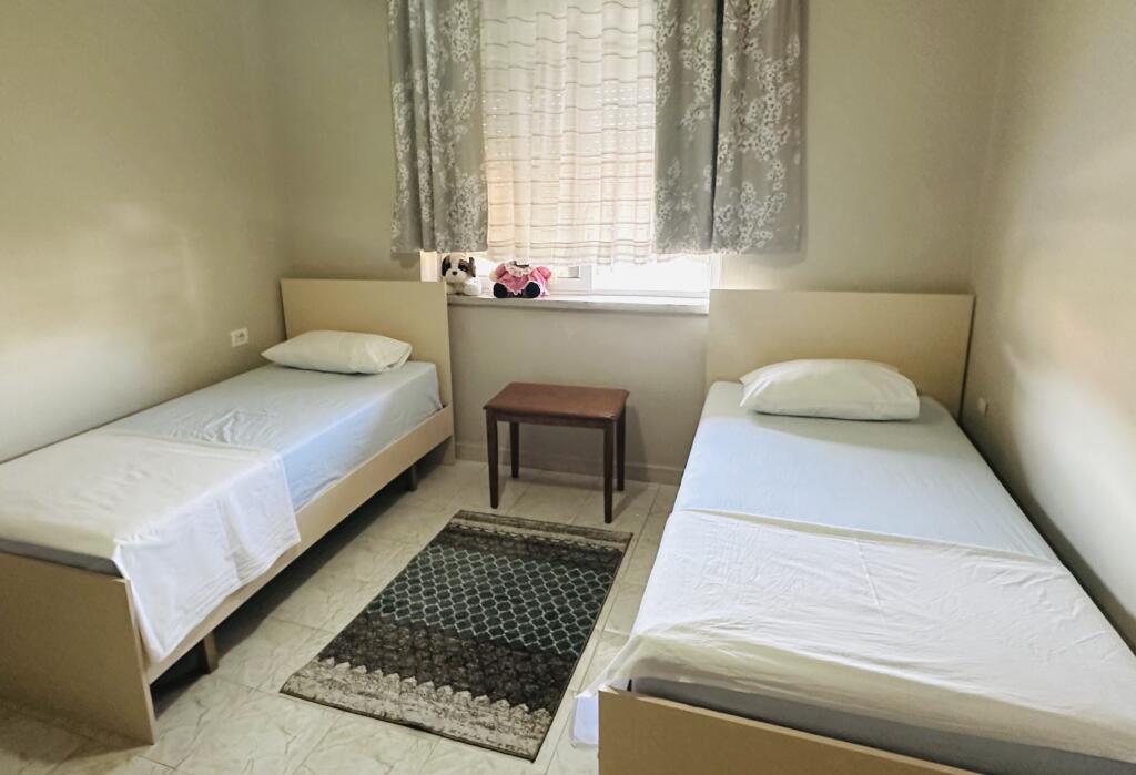 Jepet Me Qera Apartament 2+1+1 Ballkon
