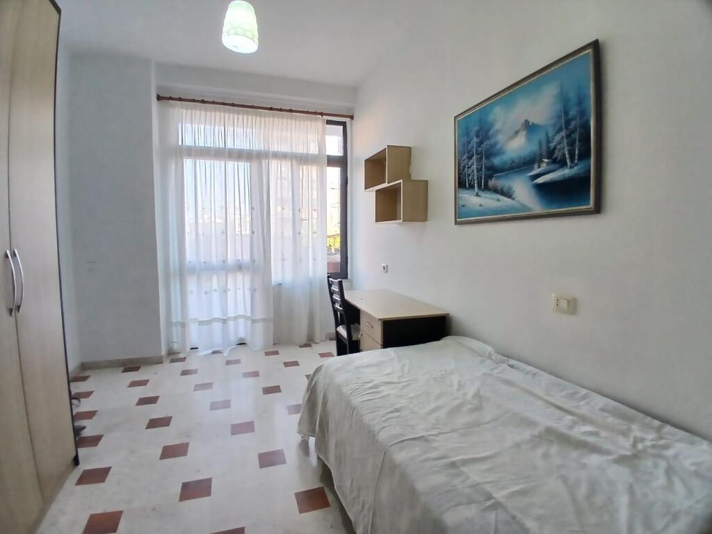 In Affitto Appartamento 3+1+1 Balcone