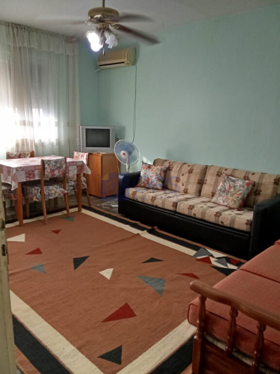 Apartament 1+1 për qira në Oxhak