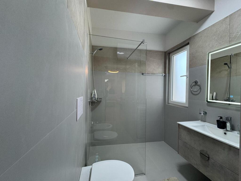 Apartament 2+1 për qira tek River Residencd