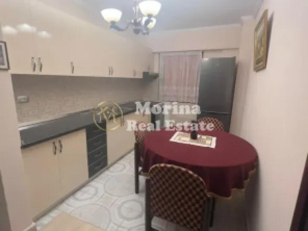 Qera, Hyrje Private 1+1, Ish Tregu Elektrik