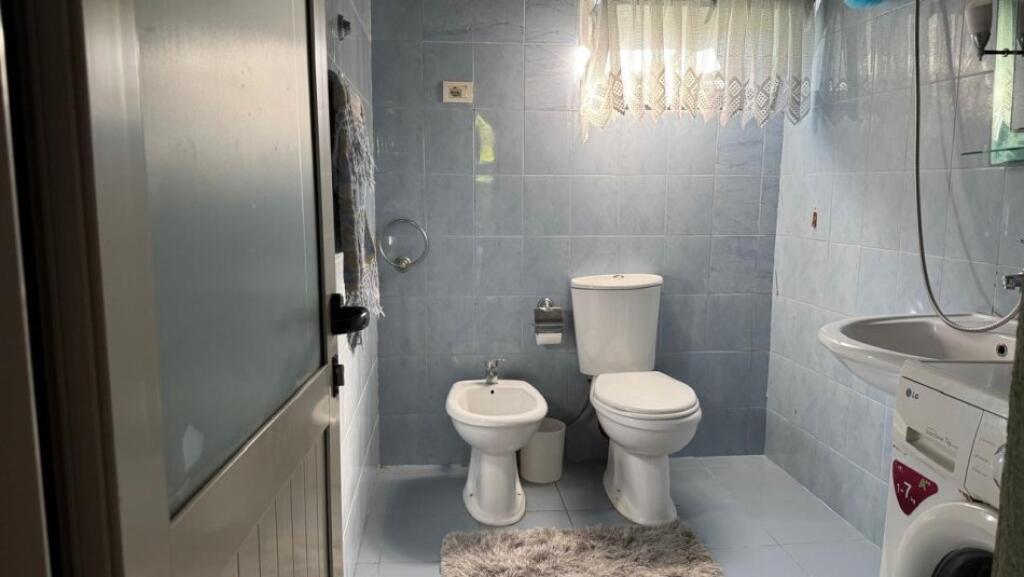 Apartament 1+1+1 për Qira me Vend Parkimi