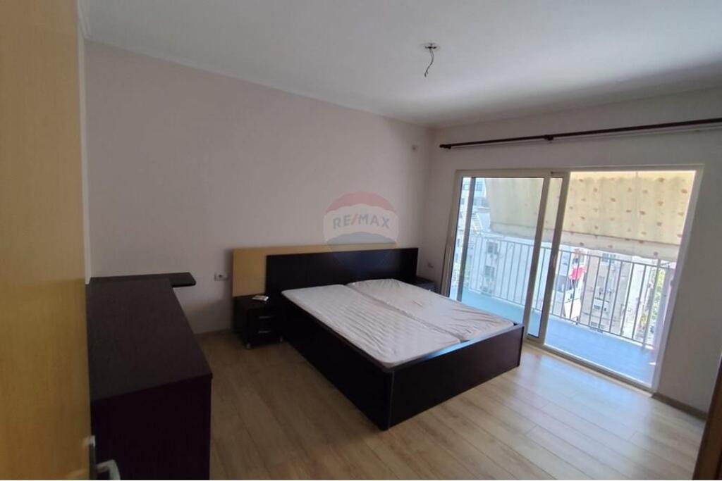 Duplex in vendita presso il vecchio mercato elettrico