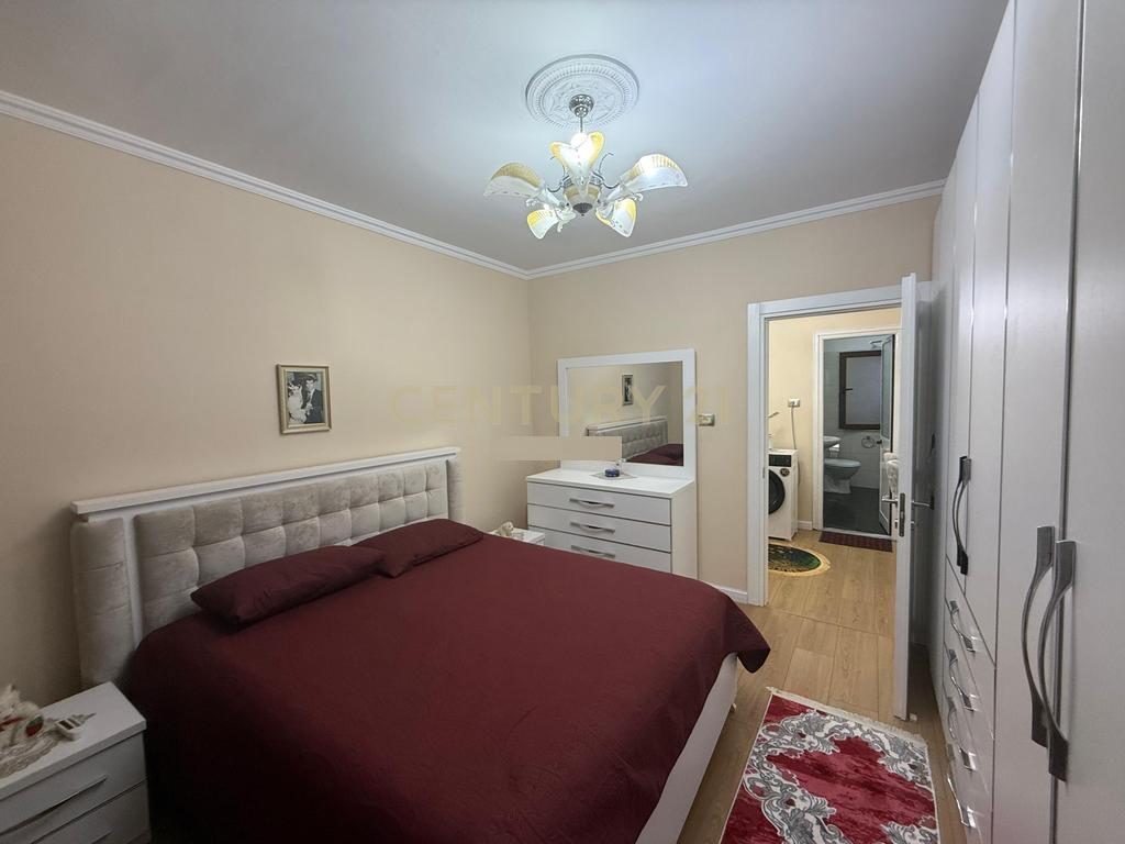 SHITET APARTAMENT 1+1 NE PORCELAN (MBRAPA U.E.T)