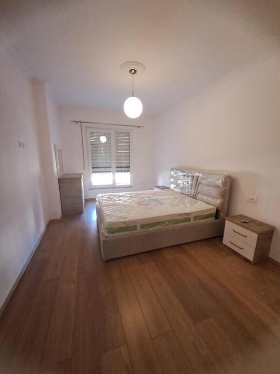 Apartament me qira 2+1+2 ne Astir