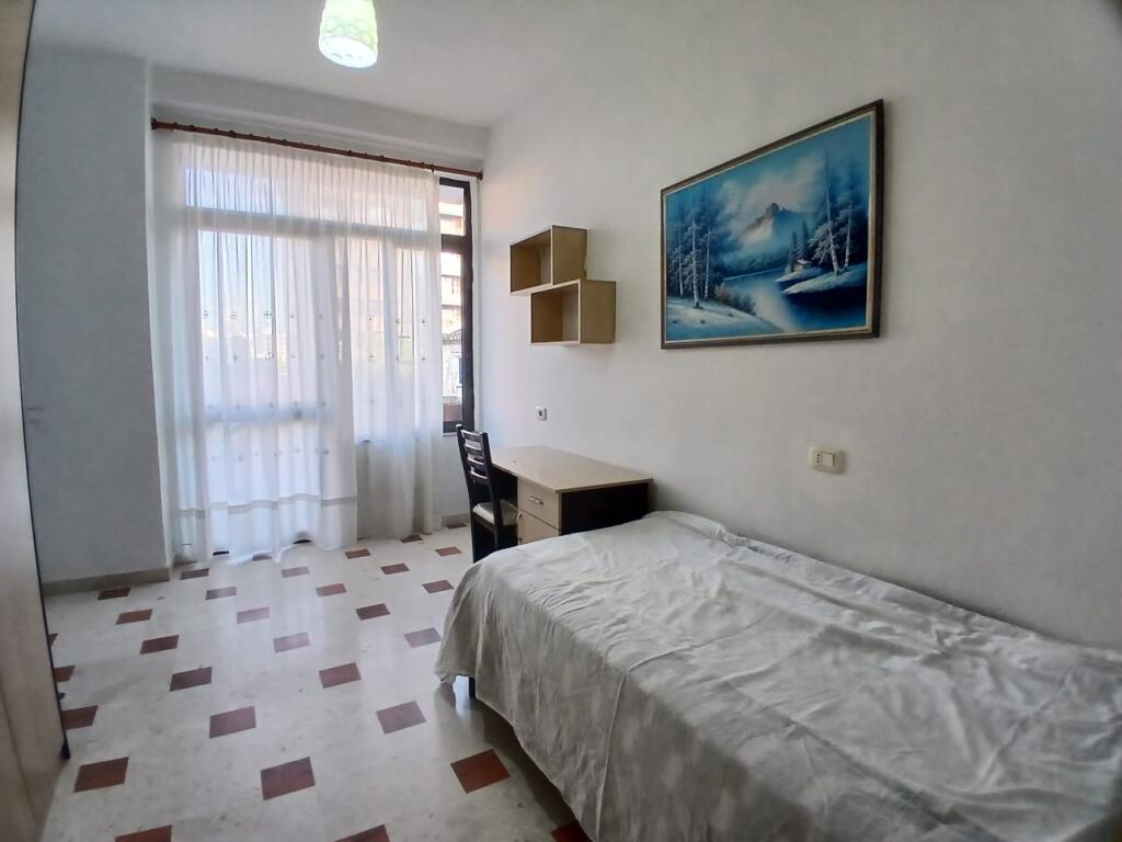 In Affitto Appartamento 3+1+1 Balcone