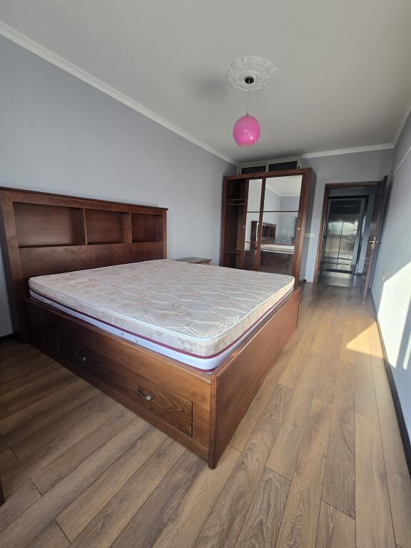 APARTAMENT 2+1 ME QERA STADIUMI DURRES
