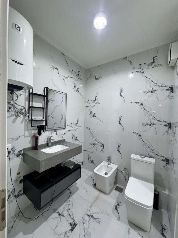 Apartament luksoz për qira