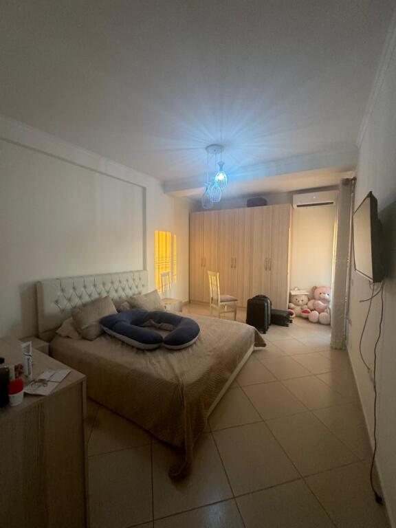 Super 2+1 apartment at Paris Commune with parking