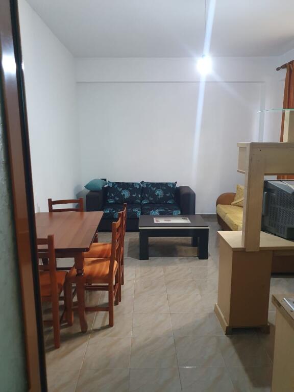 Apartament 1+1 për qira në Yzberisht, Tiranë
