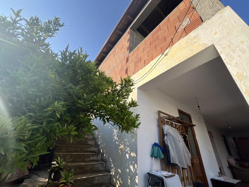 FOR SALE PRIVATE 2-STOREY HOUSE IN BABRRU - KËRÇIKËVE STREET