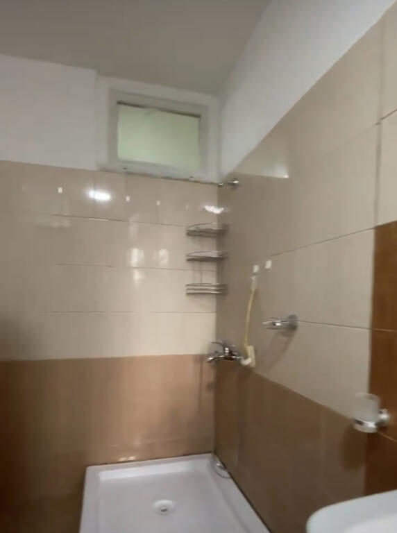 Apartament 2+1 me qira tek Vilat Gjermane